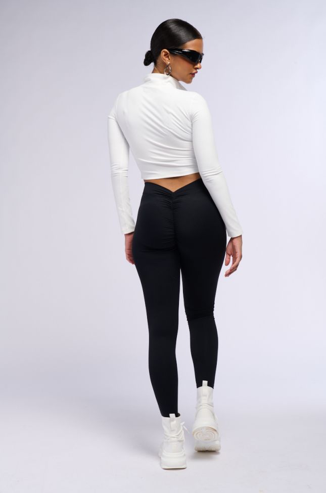 Extra View On The Run Ruched Legging In Black