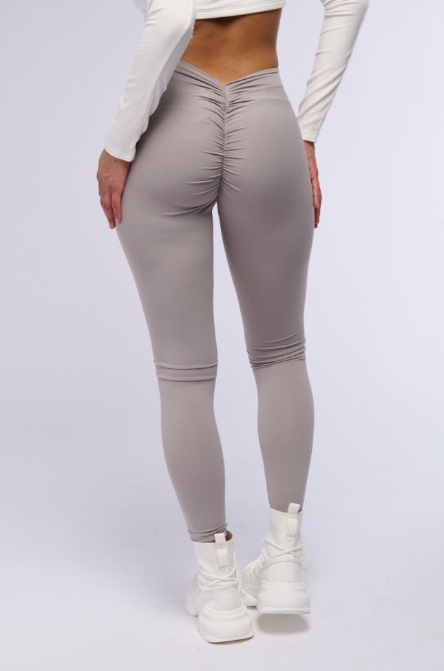 Full View On The Run Ruched Legging In Grey