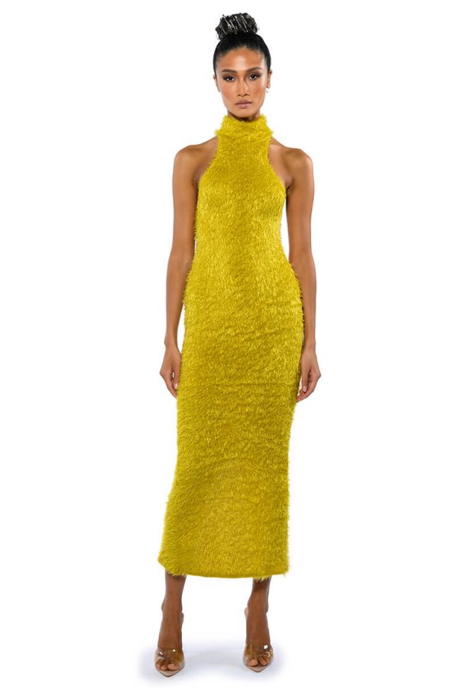 ON WE GO TEXTURED MAXI DRESS IN CHARTREUSE