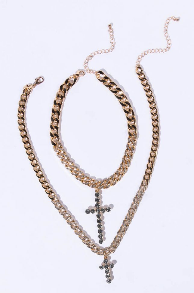 ONE AND ONLY GOLD CROSS NECKLACE SET