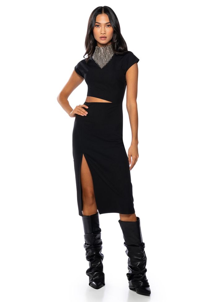 Front View Only One Cut Out Tshirt Midi Dress