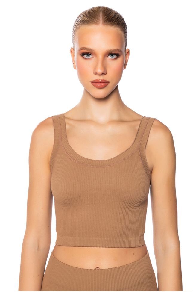 Front View Paxton Lisa Classic Longline Crop
