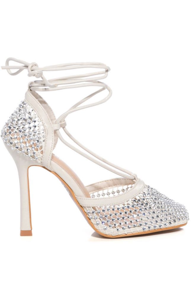 Side View Rosalyn Embellished White Pump