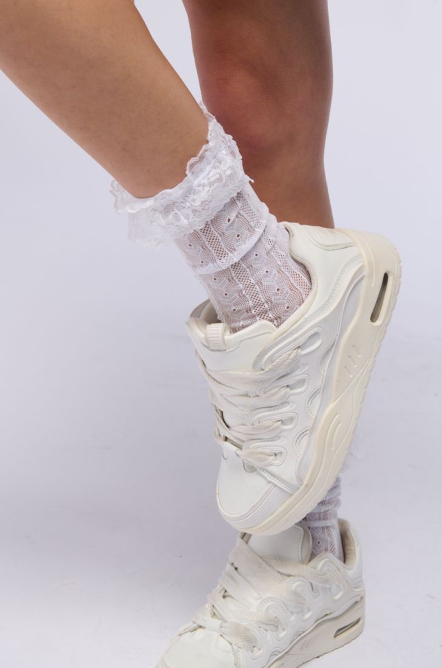 Front View Ruffle Me Up Socks In White