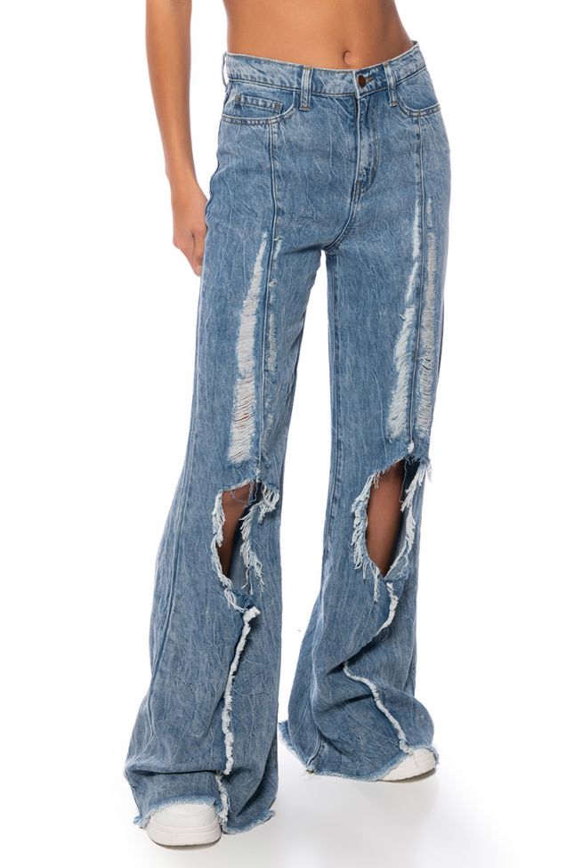 Front View Set The Tone Relaxed Fit Jeans