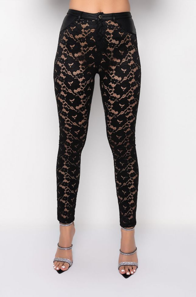 Back View Sexy Lady Lace Pant