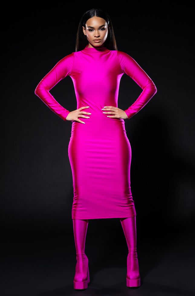 STAR STRETCH ONE OF ONE LONG SLEEVE MIDI DRESS IN PINK