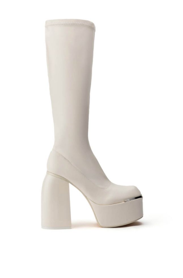 Side View Strength Stretch Chunky Boot In Cream