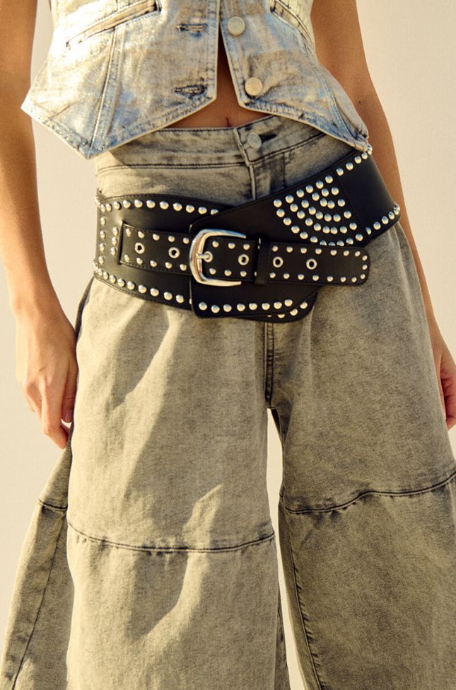 Full View Take My Pic Low Rise Studded Belt