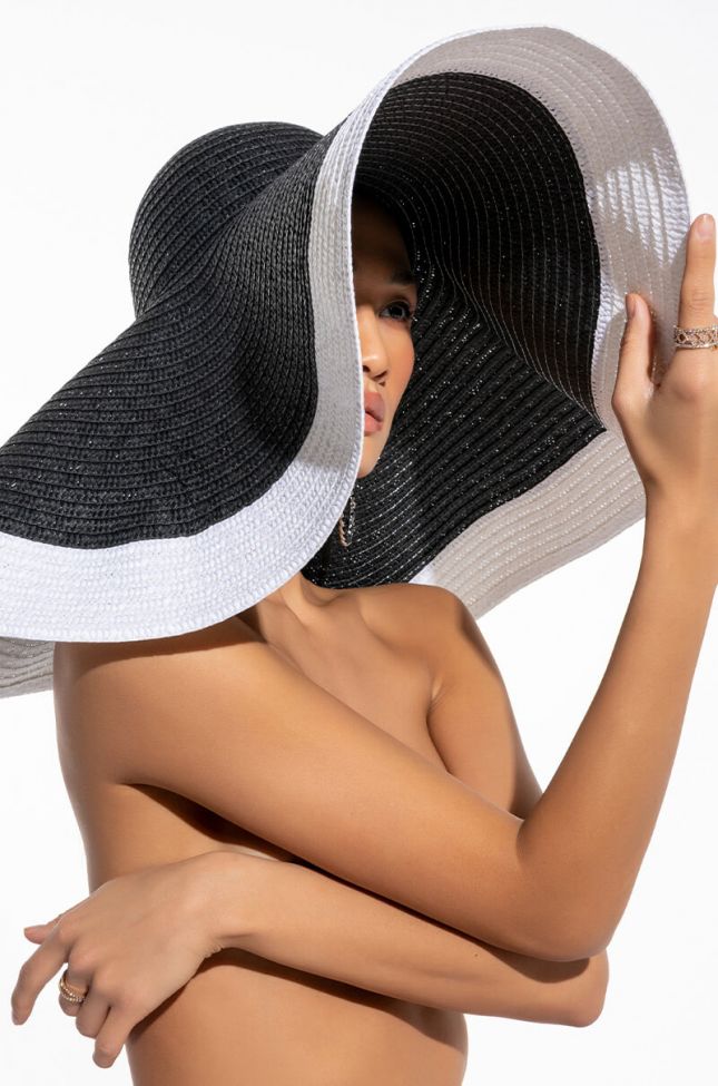 Front View The Samantha Oversized Floppy Straw Hat