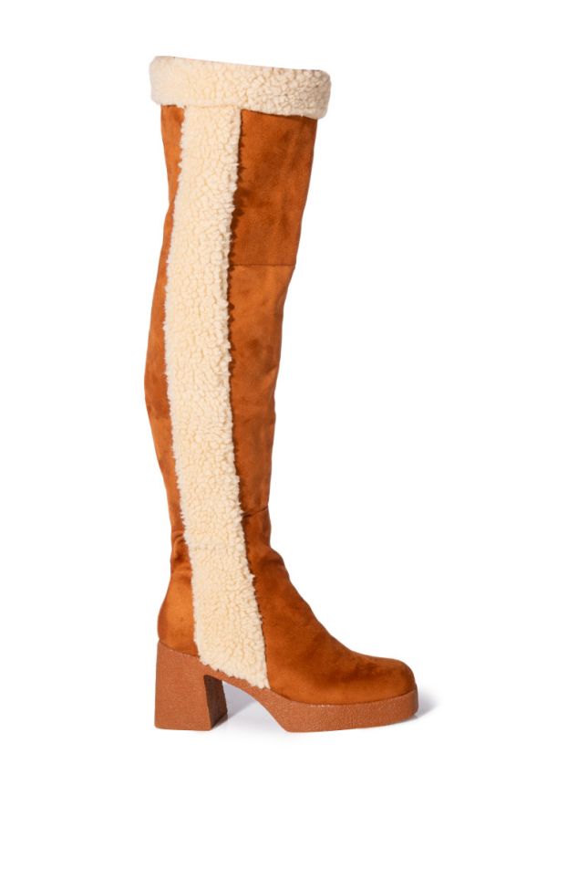 TOP TIER CHUNKY SUEDE BOOT IN TAN