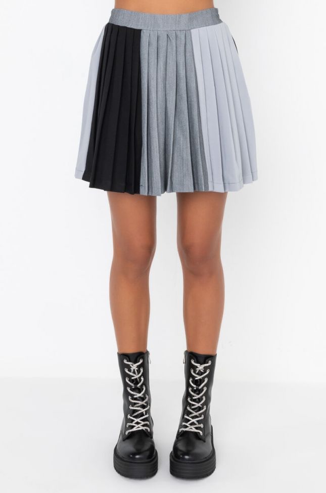 Front View Trouble Pleated Mini Skirt