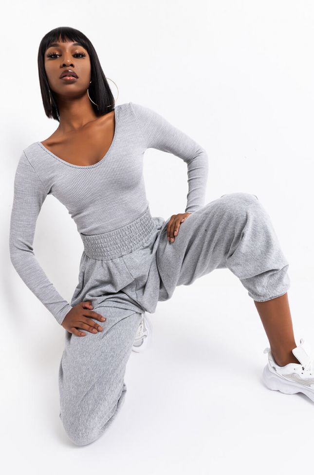 Front View Ultra Seamless Deep V Long Sleeve Top in Heather Grey